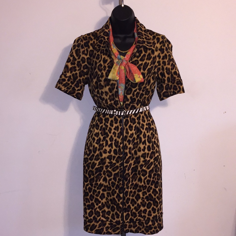 WDNY ANIMAL PRINT DUSTER DRESS SIZE 6